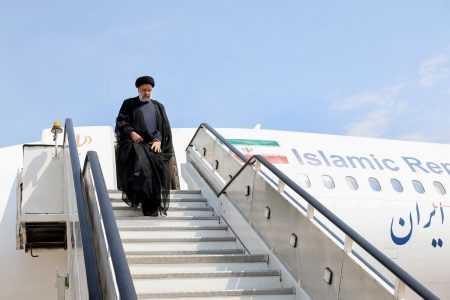 حجت‌الاسلام بیگدلی: به آقای رئیسی بگویید ایران در آمریکا سفارت ندارد
