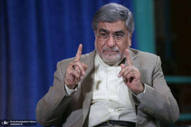 علی جنتی: احتمالا آمریکا پیش از انتخابات از «مادر همه بمبها» برای کوه کلنگ استفاده کند