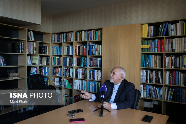 محمدجواد ظریف: در مذاکرات ۹۴ بدون مجوز هیچ کاری نکردیم / بازگشت به برجام دشوار است