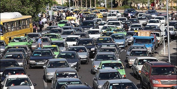 تدوین ۵۰ طرح مطالعاتی برای ساماندهی حمل‌ونقل و ترافیک اصفهان
