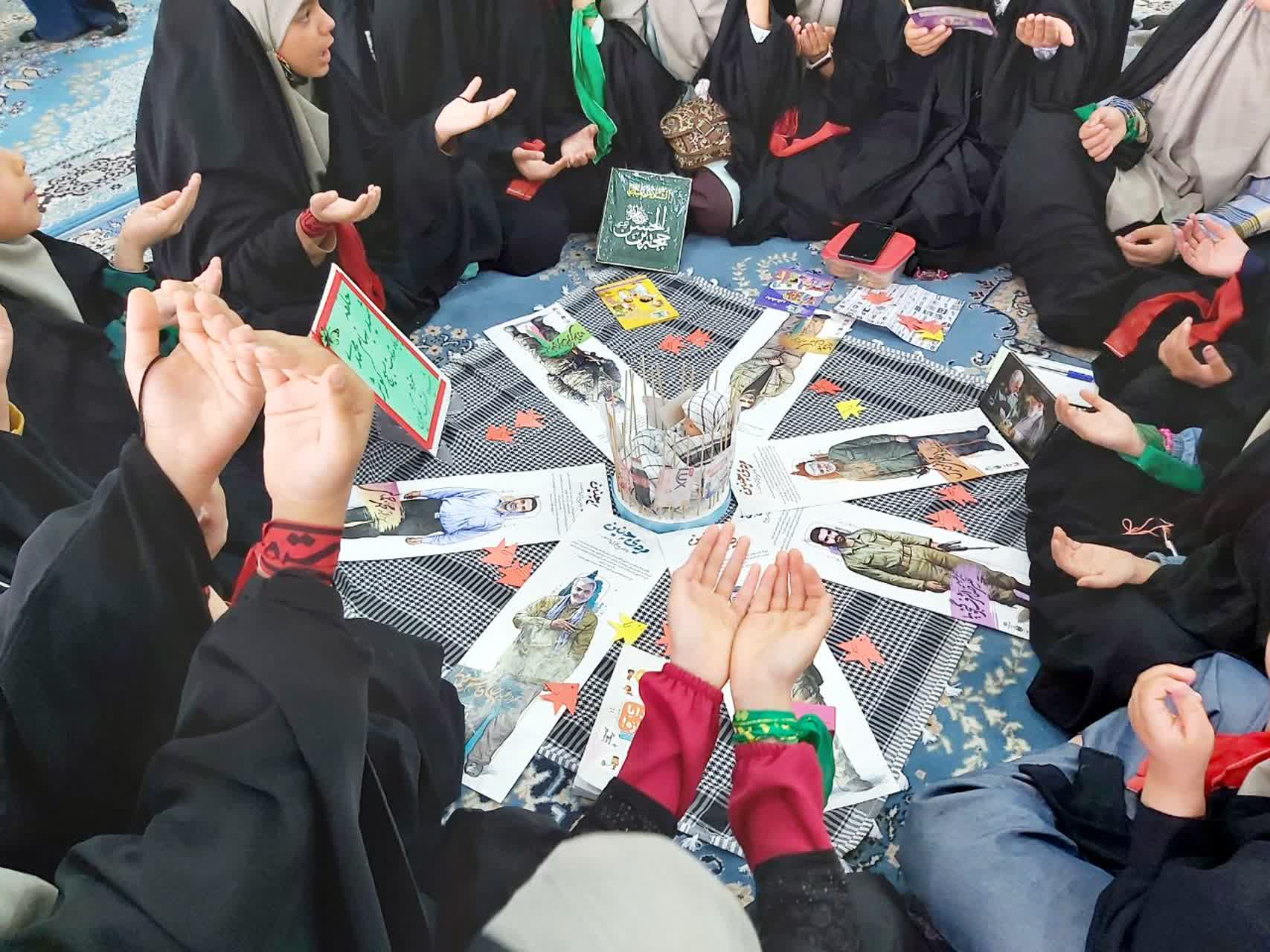 از وقتی چادری شده‌ام پسرها به جای مَتلک برایم صلوات می‌فرستَند