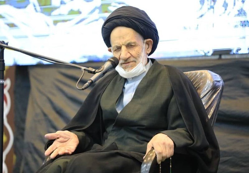 امام جمعه بیرجند: برای جامعه انقلابی، سرگرمی به معنای مرگ است