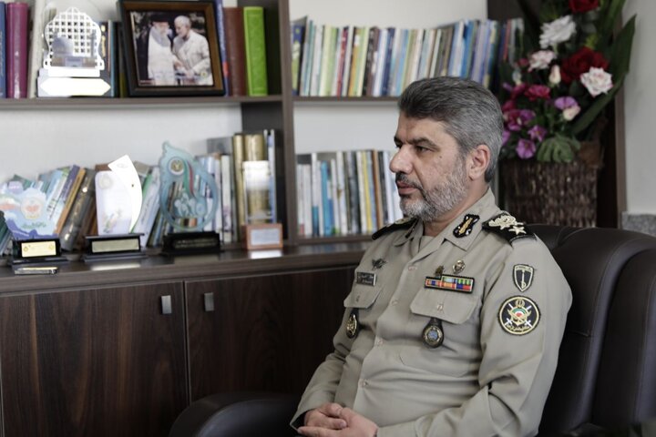 فرمانده ارتش: در ناآرامی‌های سال گذشته دشمن برای بازنشستگان برنامه داشت