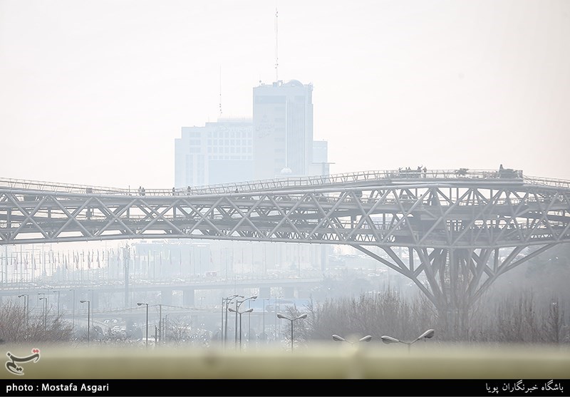 وزیر بهداشت: آلودگی هوا باعث مرگ سالانه ۲۶هزار نفر در کشور و ۷ هزار نفر در تهران می‌شود