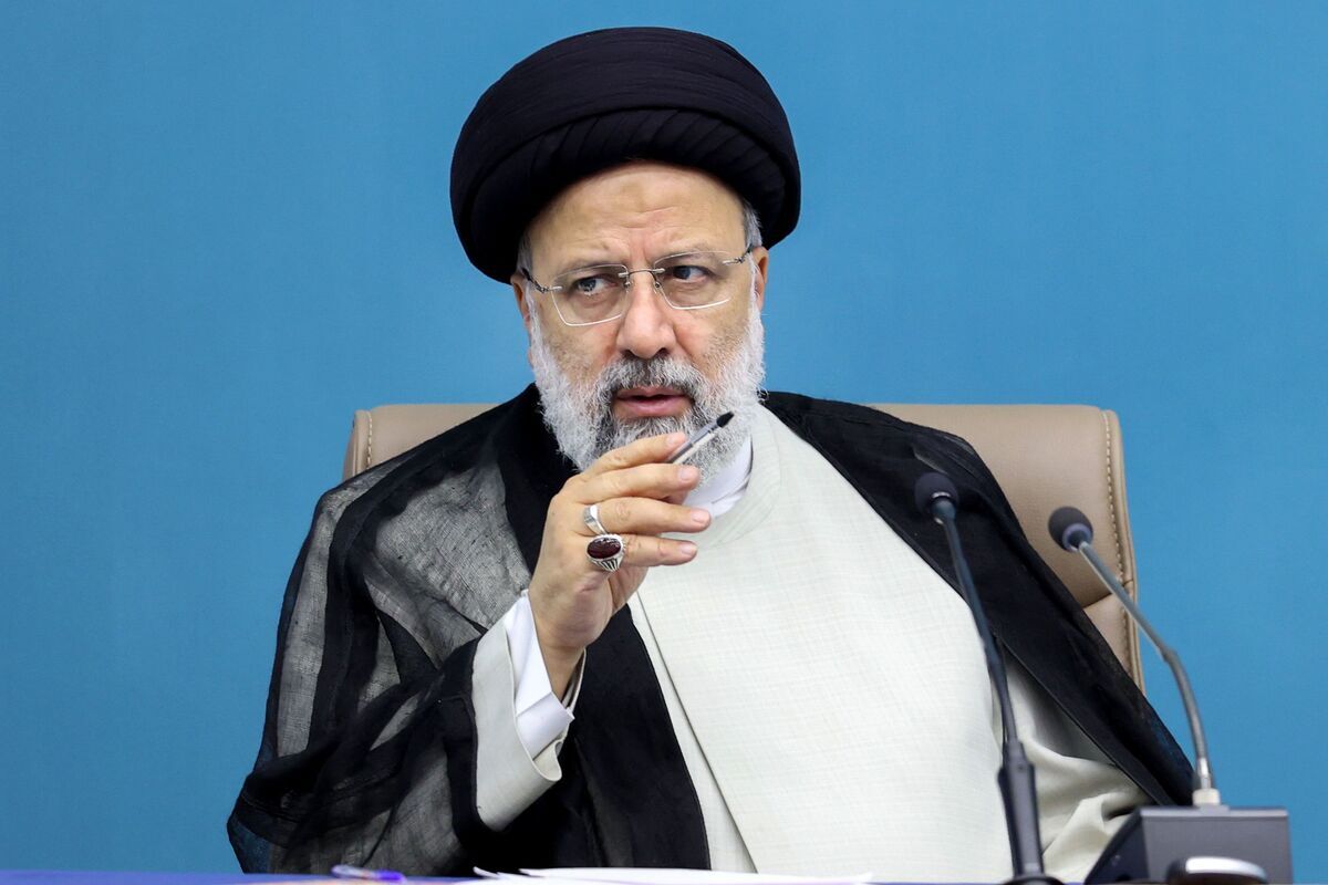 تورم از مرز ۴۰% گذشت/ رئیسی: تنها دولتی هستیم که سند دارد