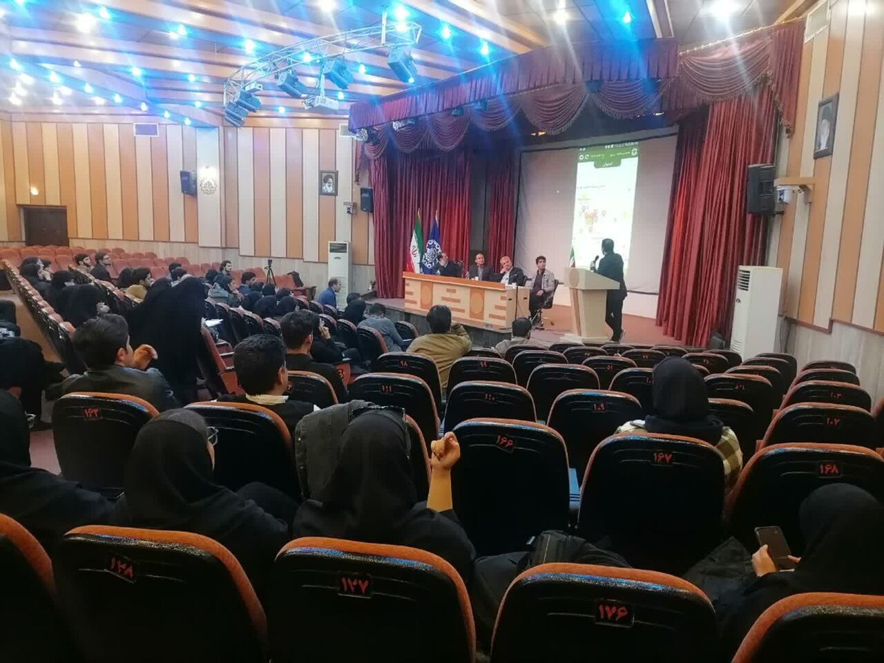 مدیرکل مدیریت بحران استانداری اصفهان: باید با اقلیم سازگار شویم