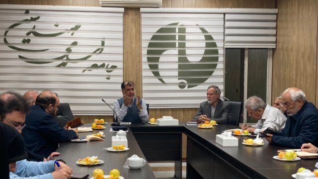 محمدرضا باهنر: پنج گروه در جبهه اصولگرایی آماده ارائه لیست انتخاباتی هَستند