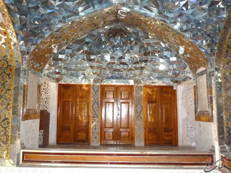 درهای تالار آیینه موزه هنرهای تزئینی ایران در اصفهان به روی گردشگران باز شد