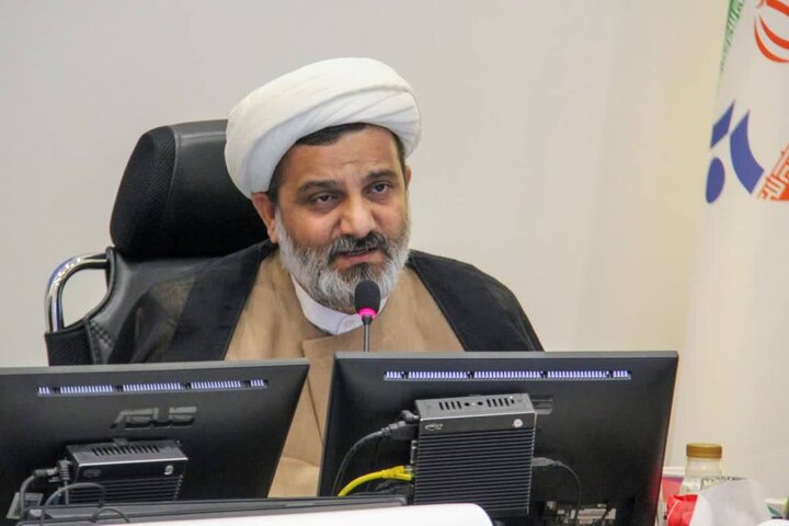مبانی پوشالی و ضعیف دشمن را مورد هجمه تبلیغات قرار دهید