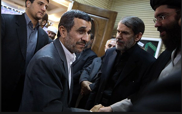 صوفی: احمدی‌نژاد در شهرداری اردبیل پرونده داشت /  آن زمان ۳ میلیاردتومان درآمد سوآپ نفتی به حساب صادق محصولی واریز شده بود