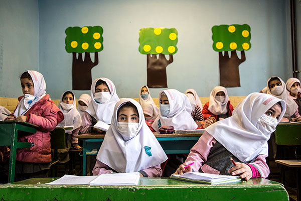 مدارس ابتدایی تهران فردا «غیر حضوری» است