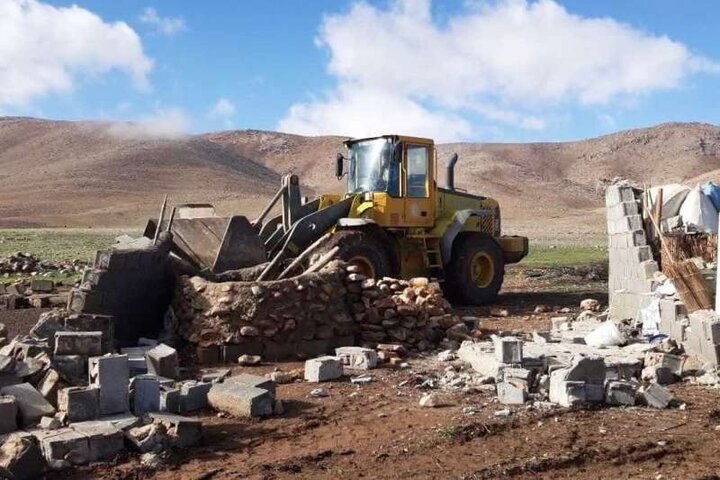 ۱۲ هزار متر از اراضی ملی در استان اصفهان رفع تصرف شد