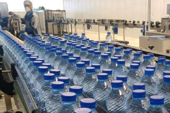 یک لیتر آب بطری حاوی ۲۴۰ هزار تکه ریز پلاستیک است