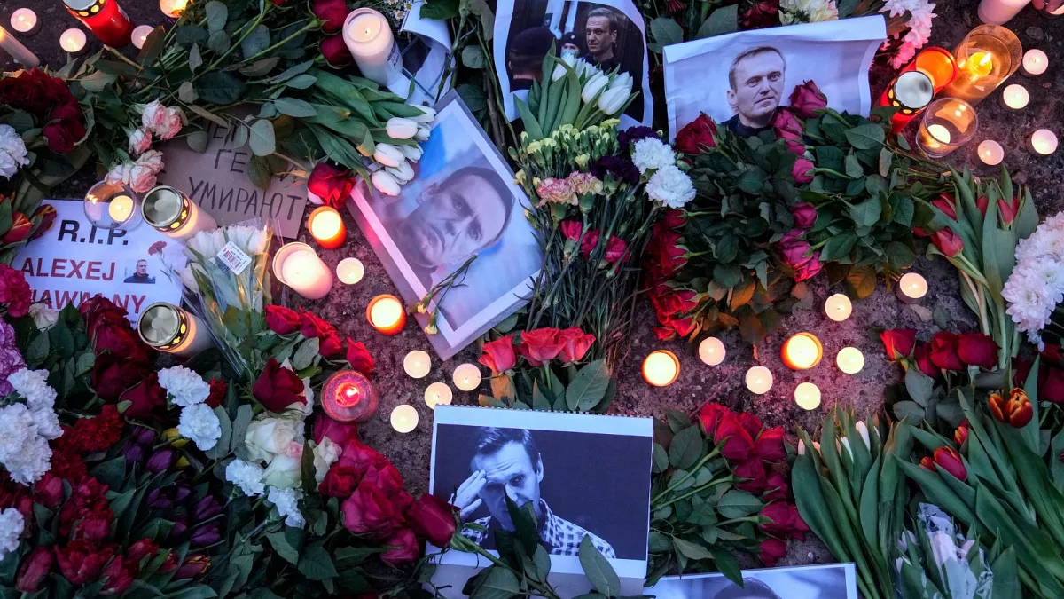 دولت پوتین در مراسم یادبود ناوالنی ۷۳ نفر را ازداشت کرد