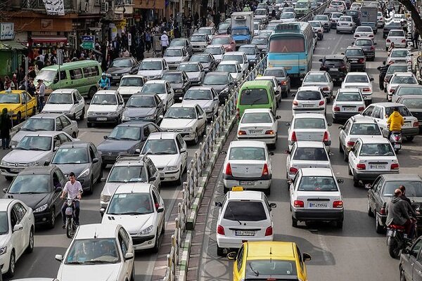 اجرای طرح برخورد با تخلفات ساکن و ترافیک زا در سطح معابر شهری اصفهان