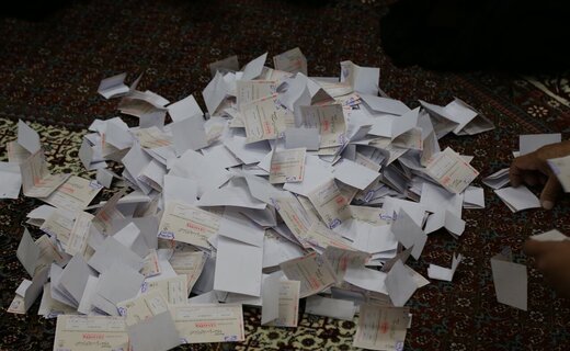 روزنامه اصولگرا: آرای باطله در تهران شانزدهم شد