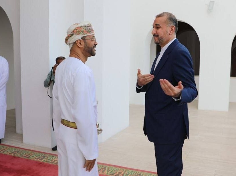 وزیرخارجه عمان در دیدار با امیرعبداللهیان خواستار اولویت‌دادن به ندای خرد در خاورمیانه شد
