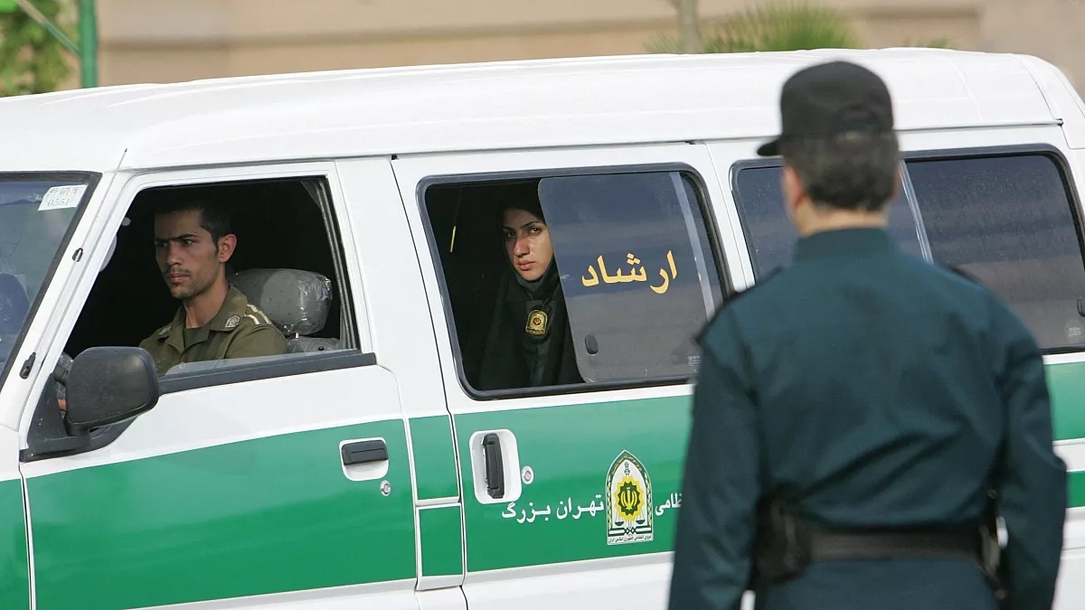 پلیس: اجرای طرح نور را ادامه خواهیم داد/ وضعیت حجاب در جامعه مطلوب‌تر شده
