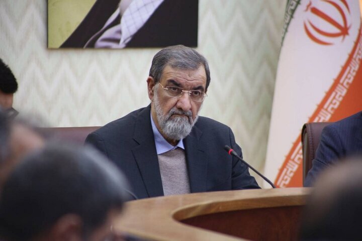 محسن رضایی: همه فعلان سیاسی باید شرایط حساس کنونی را درک کنند
