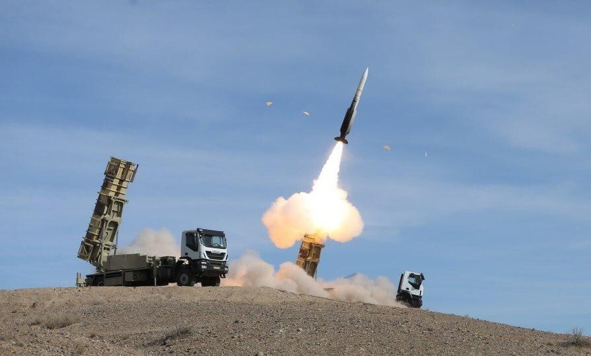 سایت نزدیک به جبهه پایداری: ۱۵ موشک بالستیک ایران به اهداف خود در اسرائیل اصابت کردند