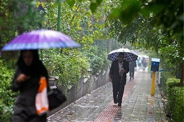 تداوم بارش‌های مطلوب در اصفهان تا هفته اول خرداد/ وقوع سیلاب‌های محلی پیش‌بینی می‌شود