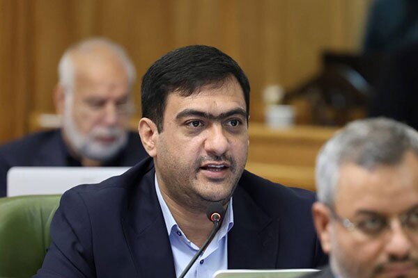 عضو شورای شهر تهران: تمیز نبودن تهران یک جریان سیاسی است که می‌خواهند شورا و شهرداری را بزنند