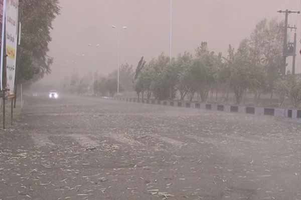 پیش بینی تندباد تا پایان هفته در اصفهان/بارش‌ها به قنوات میمه آسیب زد
