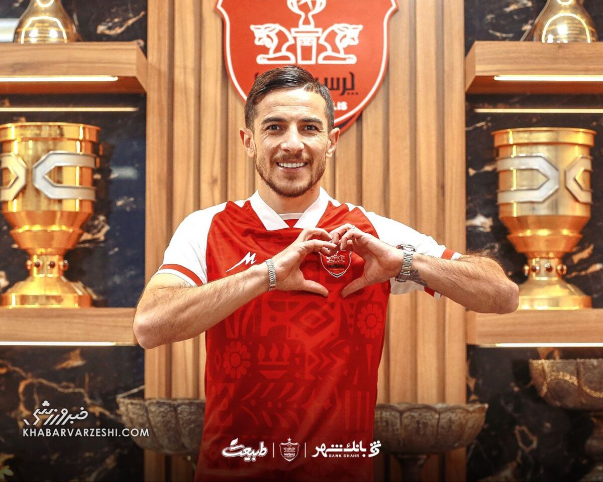 فرشاد احمدزاده: فحش خانواده را به تشویق غربیه ترجیح می‌دهم؛ بچه پرسپولیسم