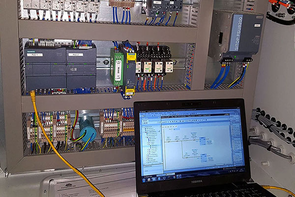 تعمیرات اتوماسیون صنعتی