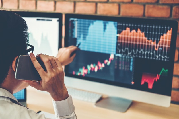 بهترین اندیکاتور برای نوسان گیری ارز دیجیتال کدام است؟