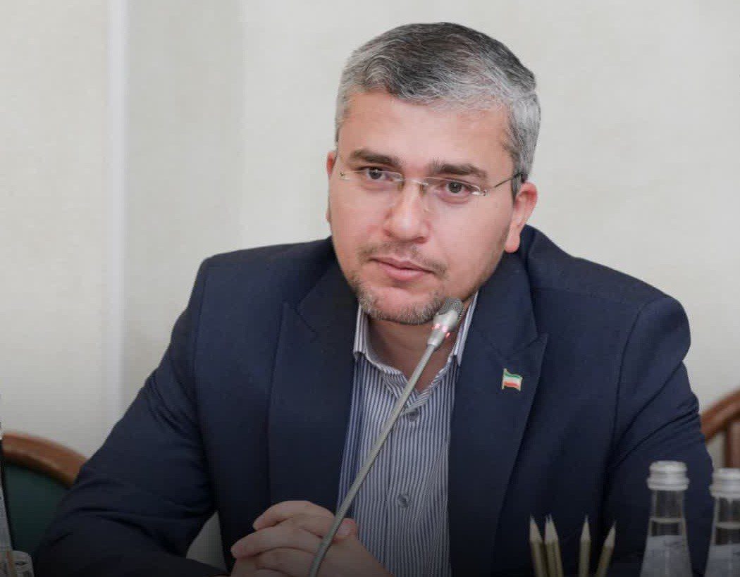 نماینده مجلس: طرح رفع فیلتر اینستاگرام و واتساپ در کمیسیون امنیت ملی کذب است