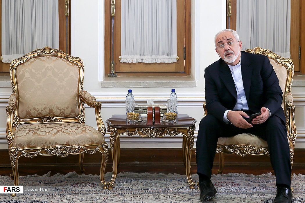 ظریف: در حلقه اول تصمیم‌سازی‌های پزشکیان نیستم / چند ایرانی خارج از کشور جاسوس بوده‌اند؛ آدرس غلط ندهیم/ من نه اصلاح‌طلب هستم و نه اصولگرا