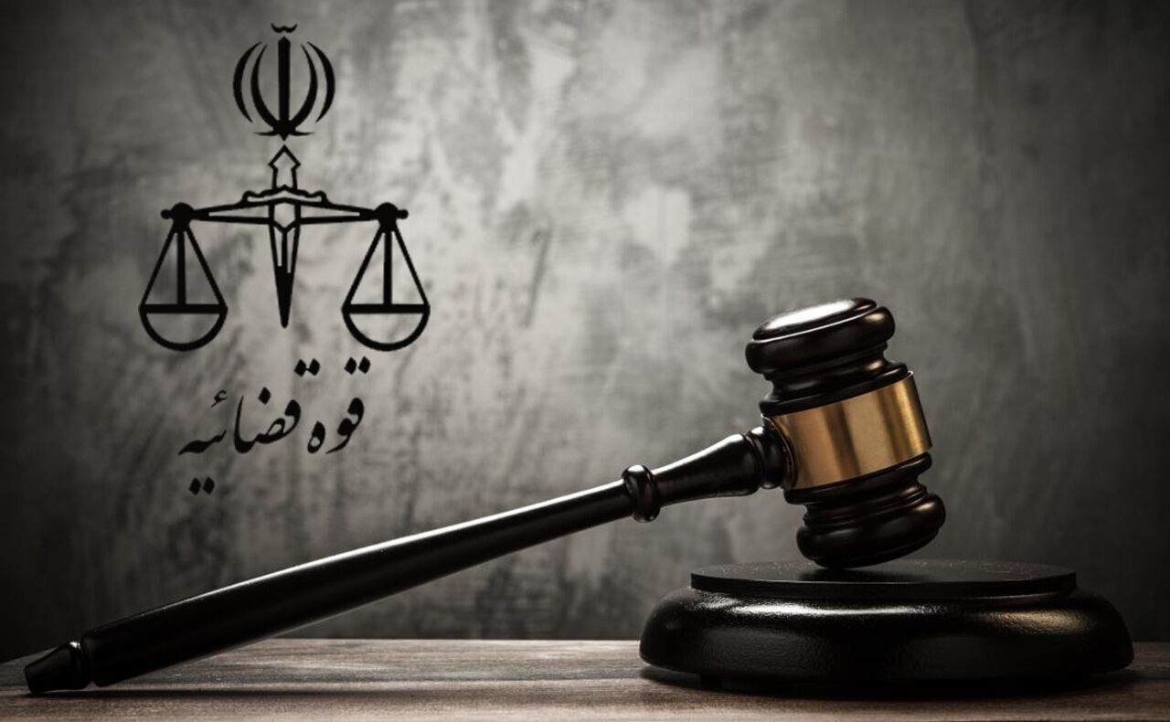 دادگستری: حکم اعدام برای سه سارق خشن در کرج صادر شد / متهمان با چاقو به گردن شهروندان می‌زدند؛ در چند مورد هم با باتوم سر قربانیان را شکسته بودند