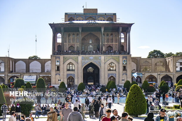 شهردار: اصفهان با آمادگی کامل آماده پذیرایی از مسافران است