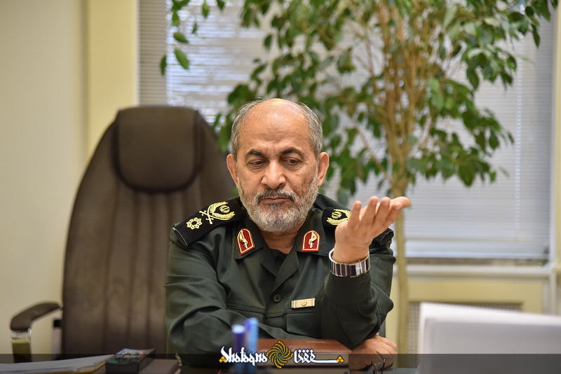 محسن رفیق‌دوست: برای ترور ارتشبد نصیری نزدیک خانه اش گدایی کردم / یک ساواکی مَست را با چماق کشتم