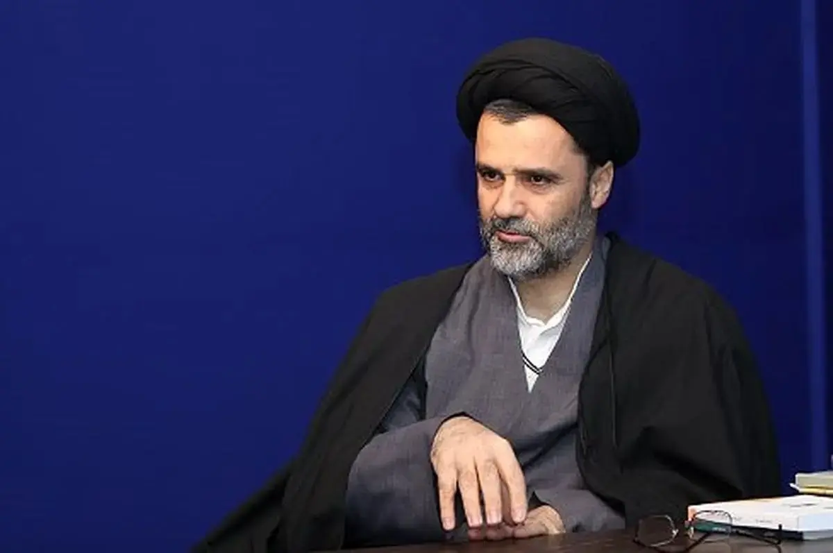 مخالفت محمود نبویان با تجمع‌کنندگان حجاب: تندروها به دنبال مقابله با رهبری هستند