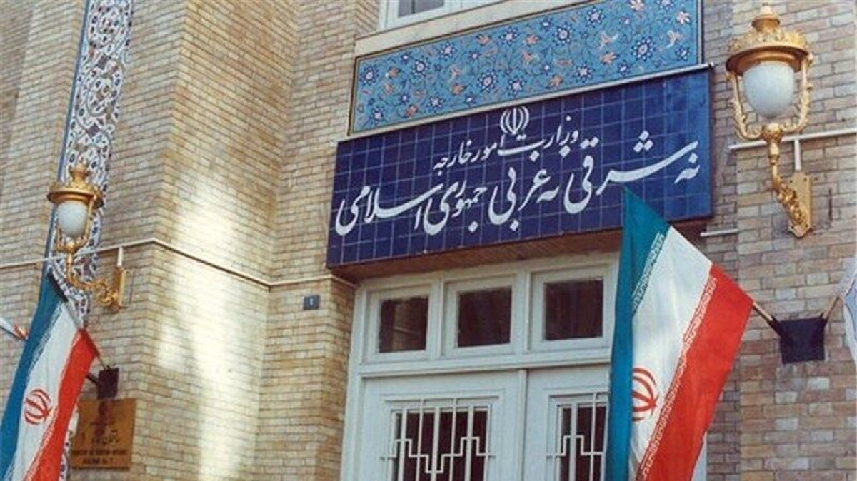 روزنامه اطلاعات: وزارت خارجه باید اعلام کند که جمهوری اسلامی با اصل مذاکره مخالف نیست