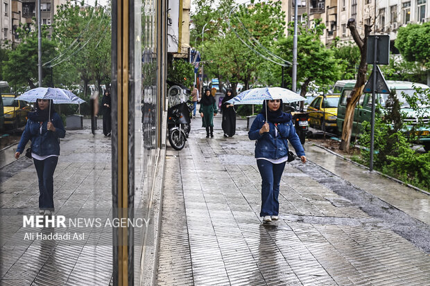 برف و باران بهاری میهمان پایان هفته اصفهان