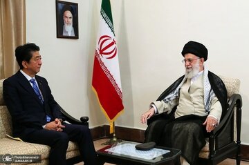 توئیت عجیب مشاور روحانی از ماجرای سفر آبه شینزو