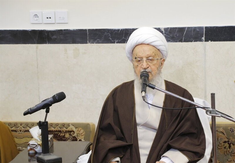 آیت‌الله مکارم‌شیرازی: مردم از نظر مسکن در رنج هستند