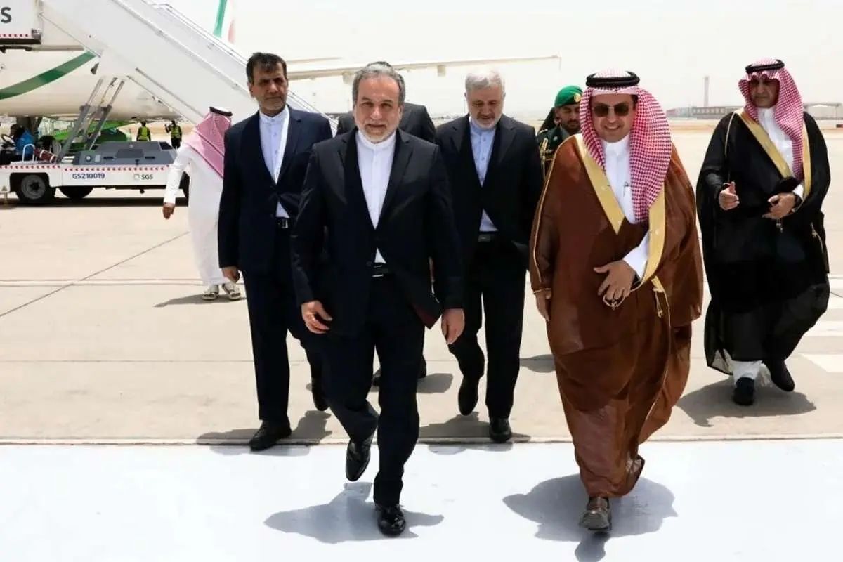 کشاورز زاده، سفیر پیشین ایران در چین: عراقچی در سفر خود به عربستان، حامل پیامی مهم است
