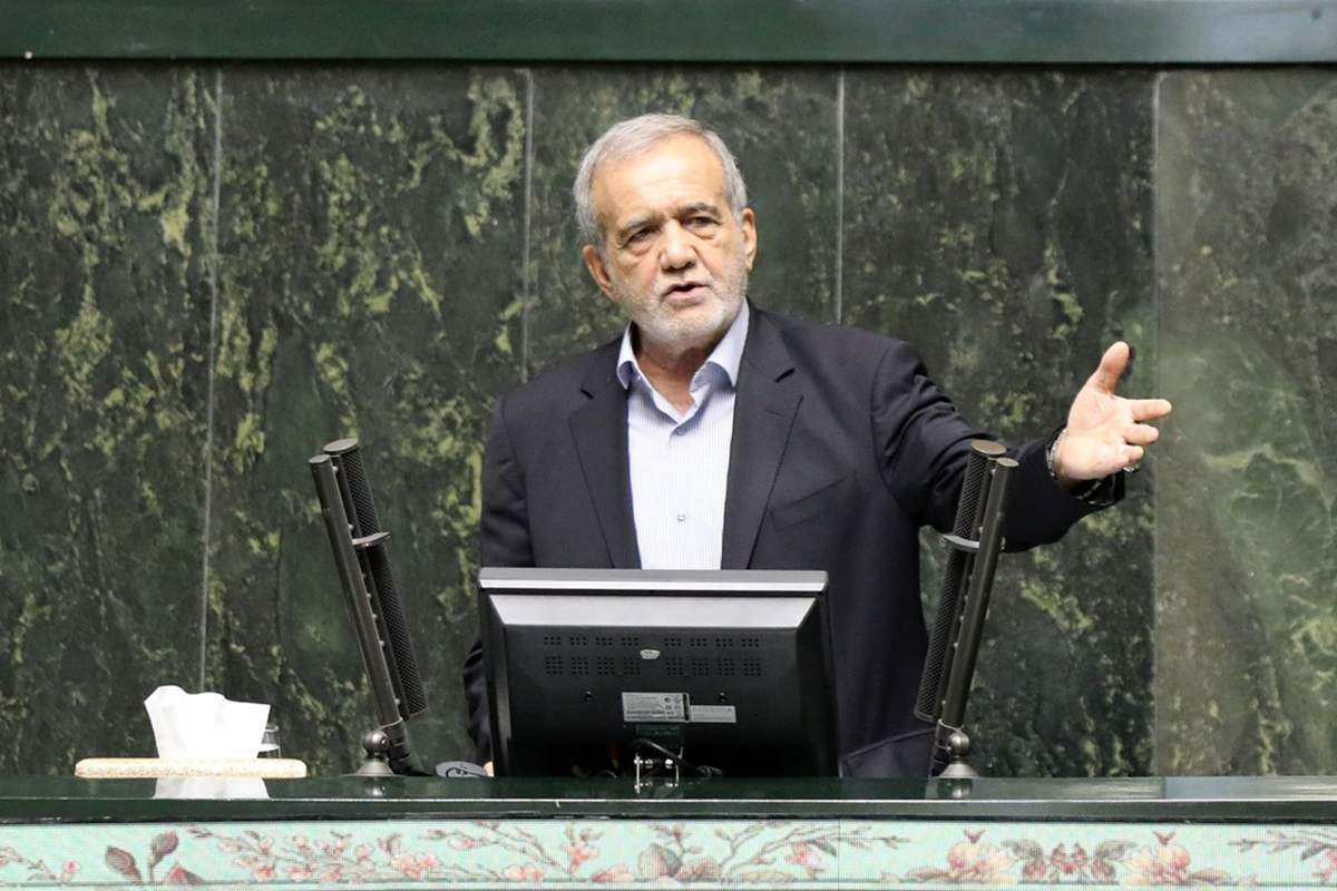 پزشکیان خطاب به ترامپ: دزدان و تروریست‌های قهار کره زمین به ما می‌گویند دزد و غارتگر و تروریست