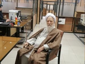 آقای موحدی کرمانی! این دینداری به چه دَردی می خورد؟