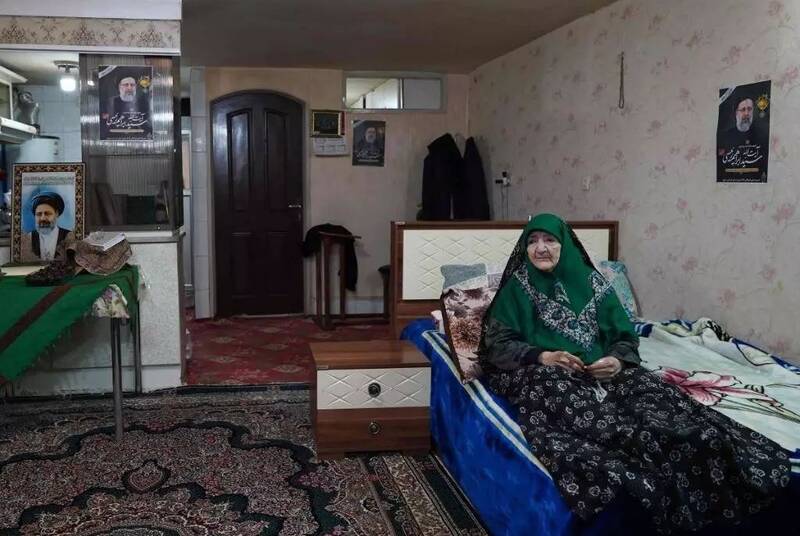 مادر رئیسی به پزشکیان: سوار هلیکوپتر نشو! I بِبینید