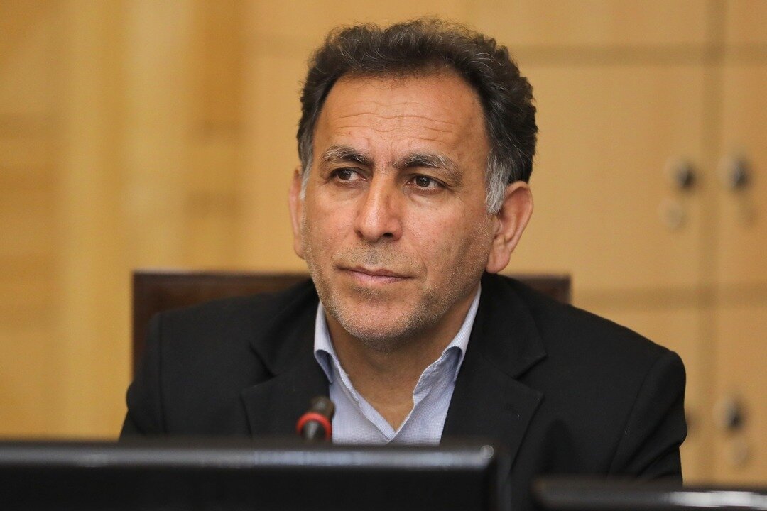 درخواست یک نماینده مجلس برای تولید قانونی خشخاش در کشور