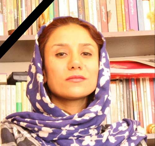 قاب غم‌انگیز از خاکسپاری غریبانه نزهت امیرآبادیان