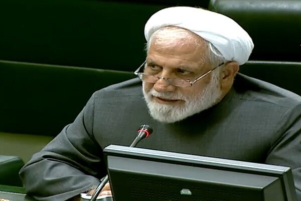 نماینده مجلس: احتمال رسیدن به تفاهم موقت در مذاکرات وجود دارد