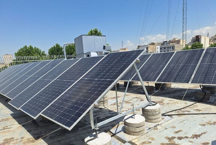 ۸۰۰ نیروگاه خورشیدی در منازل مددجویان اصفهانی فعال شد