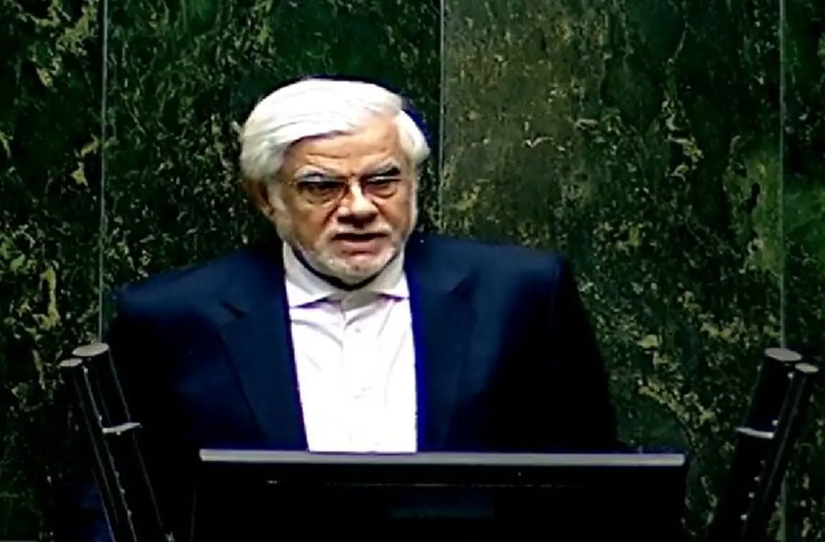 عارف: آمریکا به دنبال جدایی مردم ایران از حکومت است