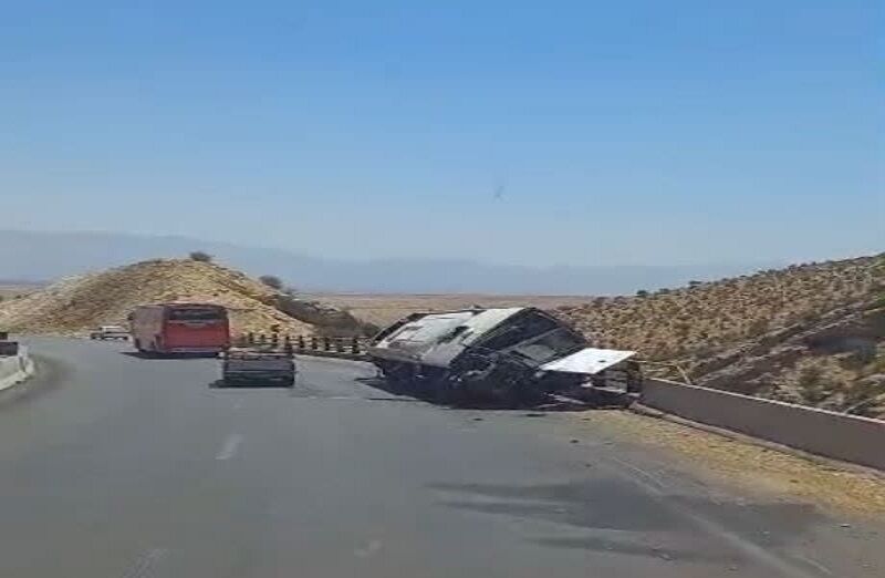 جزئیات واژگونی مرگبار یک اتوبوس در فارس
